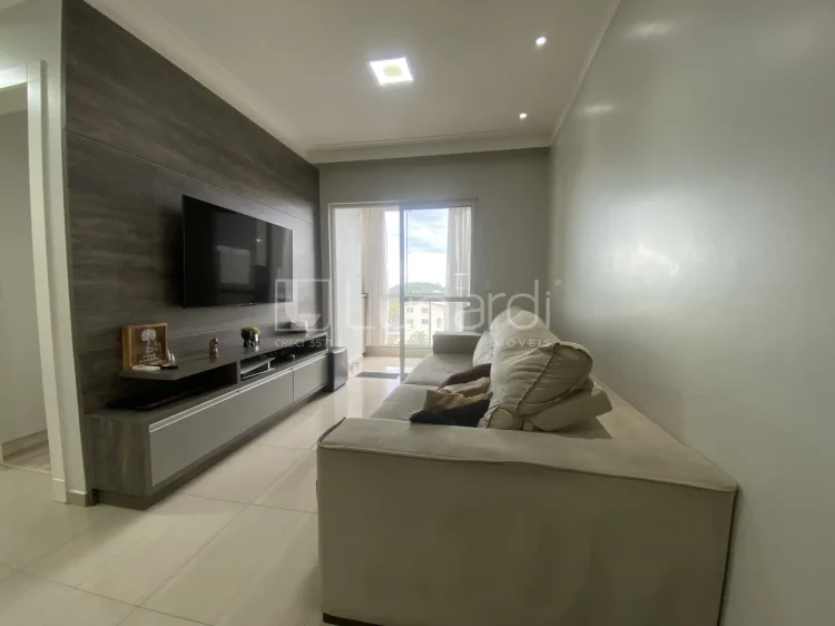 Apartamento com 2 Dormitórios