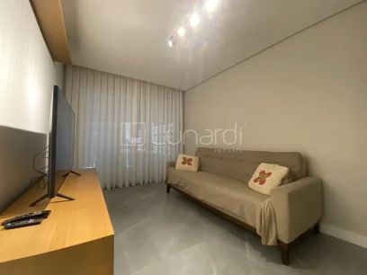 Foto Sobrado com 3 Dormitórios