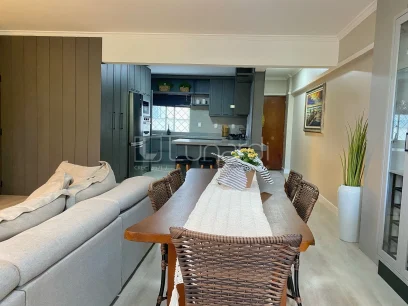 Foto Apartamento com 4 Dormitórios