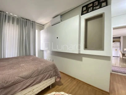Foto Apartamento com 2 Dormitórios