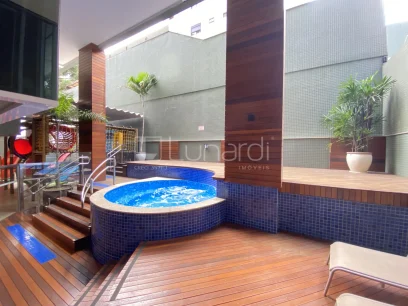 Foto Apartamento com 4 Suítes