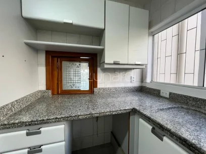 Foto Casa com 5 Dormitórios