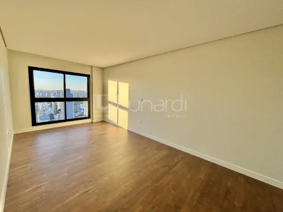 Foto Apartamento com 3 Suítes