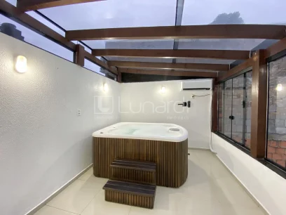 Foto Apartamento com 2 Dormitórios