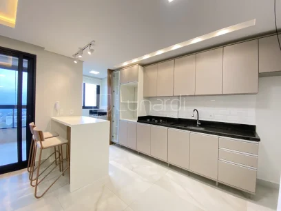 Foto Apartamento com 2 Suítes