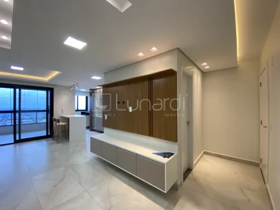 Apartamento com 2 Suítes