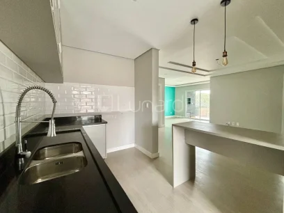 Foto Apartamento com 3 Dormitórios