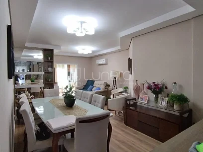 Foto Apartamento com 3 Dormitórios