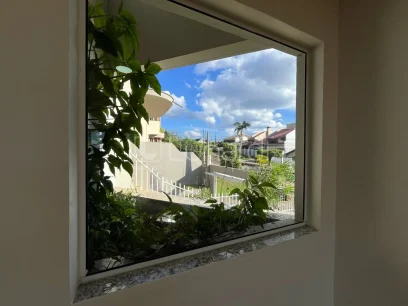 Foto Casa com 5 Dormitórios