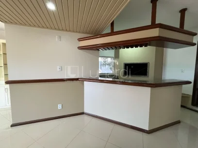 Foto Casa com 5 Dormitórios