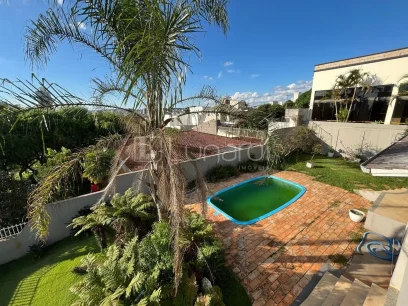 Foto Casa com 5 Dormitórios