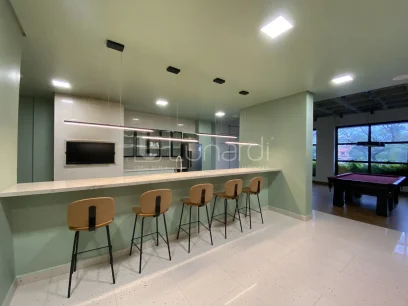 Foto Apartamento com 2 Suítes
