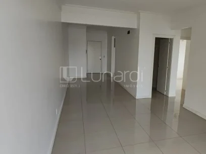 Foto Apartamento com 2 Dormitórios