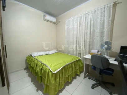 Foto Casa com 3 Dormitórios