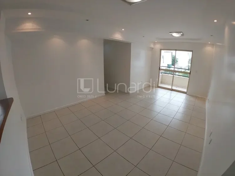 Apartamento com 3 Dormitórios
