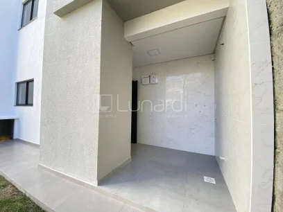 Foto Sobrado com 3 Dormitórios