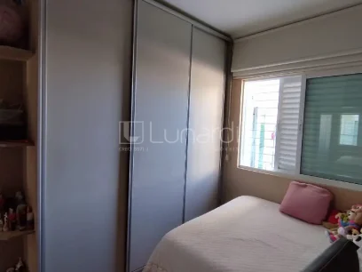 Foto Apartamento com 3 Dormitórios