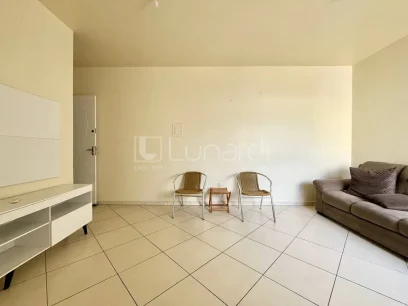 Foto Apartamento com 2 Dormitórios