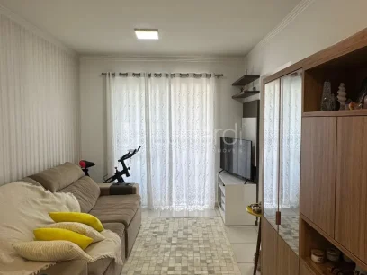 Foto Apartamento com 2 Dormitórios