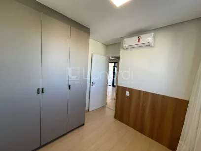 Foto Apartamento com 2 Dormitórios