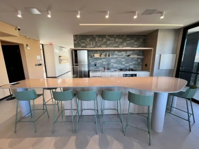 Foto Apartamento com 2 Dormitórios