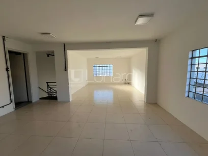 Foto Barracão