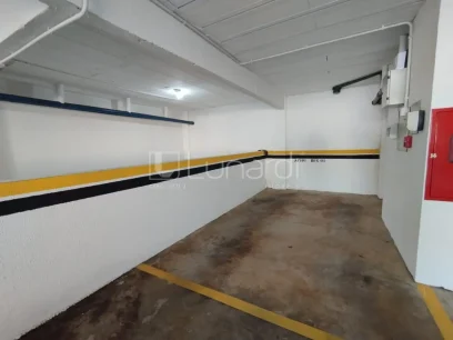 Foto Apartamento com 3 Dormitórios