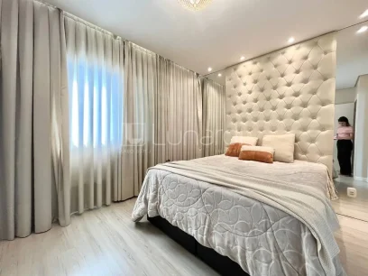 Foto Apartamento com 2 Dormitórios