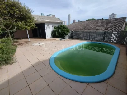 Foto Casa com 3 Dormitórios