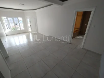 Foto Casa com 3 Dormitórios