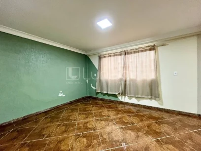 Foto Casa com 4 Dormitórios