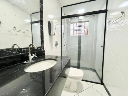 Foto Casa com 4 Dormitórios