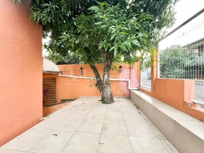 Foto Casa com 4 Dormitórios