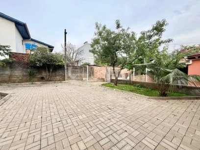 Foto Casa com 4 Dormitórios