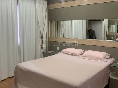 Foto Apartamento com 2 Dormitórios