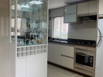 Foto Apartamento com 2 Dormitórios