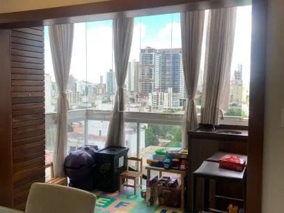 Foto Apartamento com 2 Dormitórios