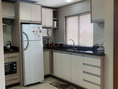 Foto Apartamento com 2 Dormitórios