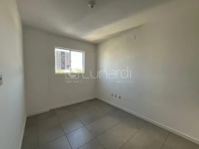 Foto Apartamento com 2 Dormitórios