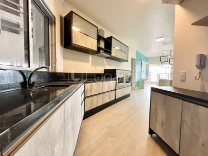 Foto Apartamento com 2 Dormitórios