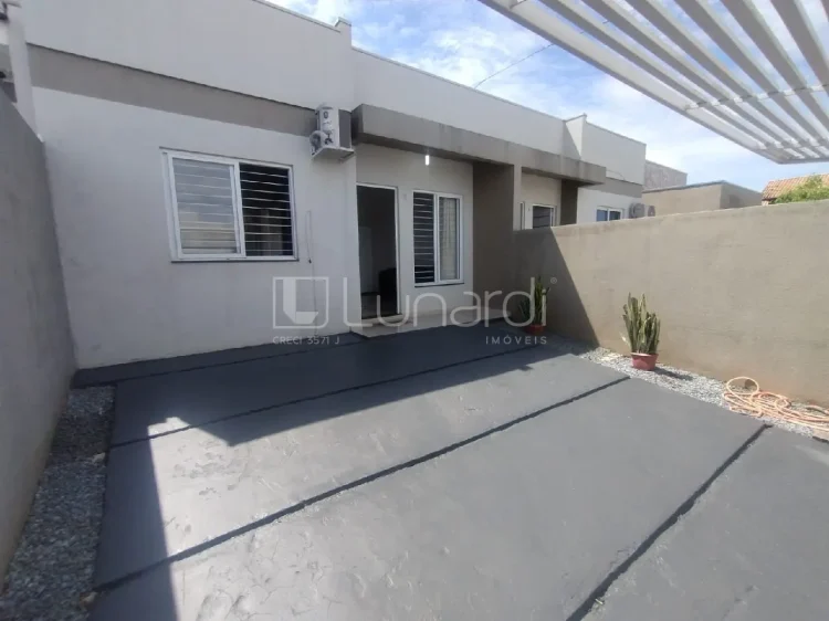 Casa com 2 Dormitórios