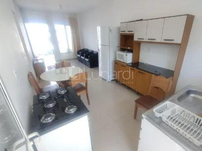 Foto Casa com 2 Dormitórios