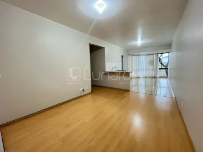 Foto Apartamento com 2 Dormitórios