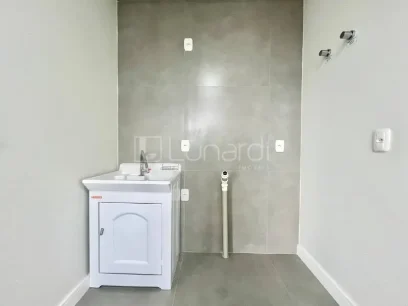 Foto Apartamento com 2 Dormitórios