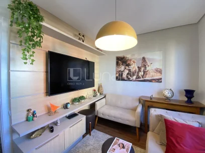 Foto Apartamento com 2 Dormitórios