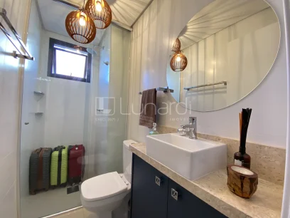 Foto Apartamento com 2 Dormitórios