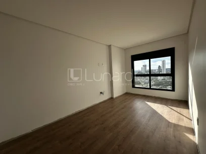 Foto Apartamento com 3 Dormitórios