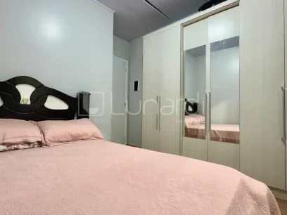 Foto Casa com 2 Dormitórios