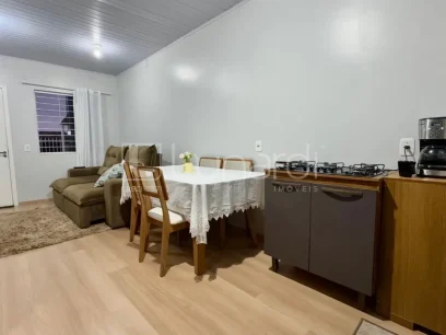 Foto Casa com 2 Dormitórios