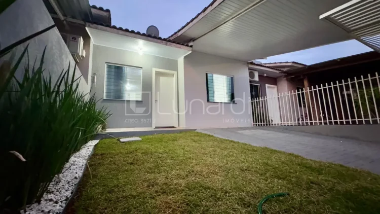 Casa com 2 Dormitórios